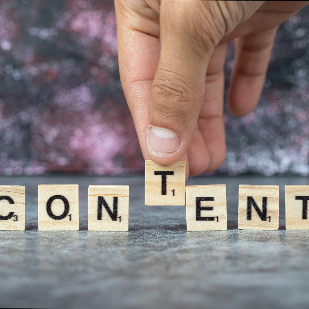 How can intelligent content syndication generate MQLs with high intent?