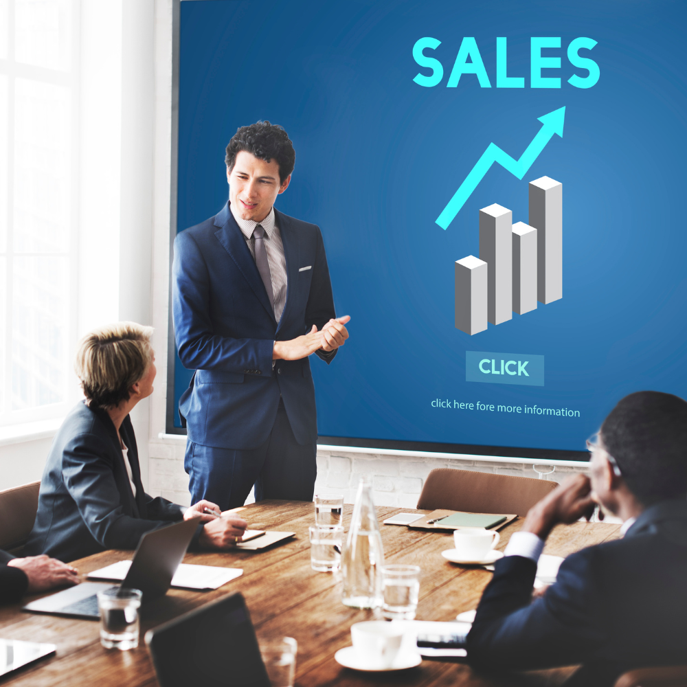 How sales leaders can assist teams working for revenue to identify the correct target market Blog Image